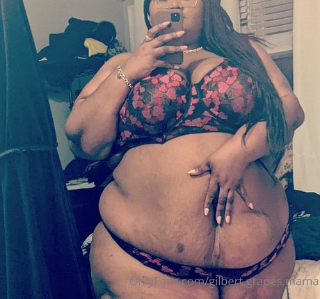 gilbert grapes mama sexy actress image