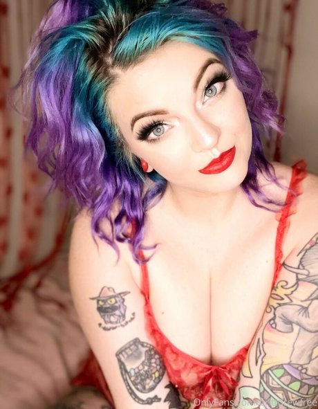 pretty ebony onlyfans naked pics