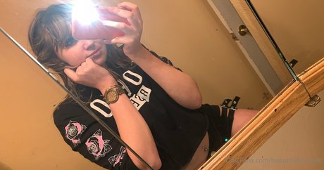 beautifulychaotic xxx pornstar photo