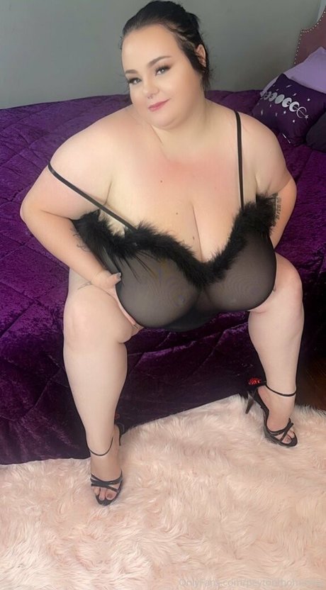 peytonthomasvip exclusive star pic