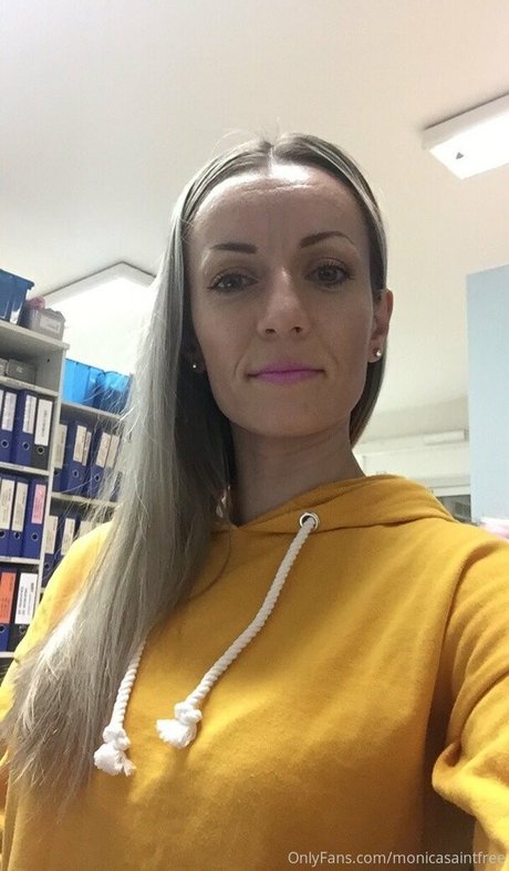 monicasaintxxx high quality model gallery