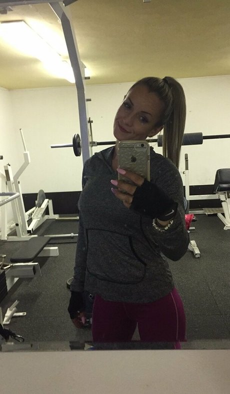 monicasaintxxx model art pictures