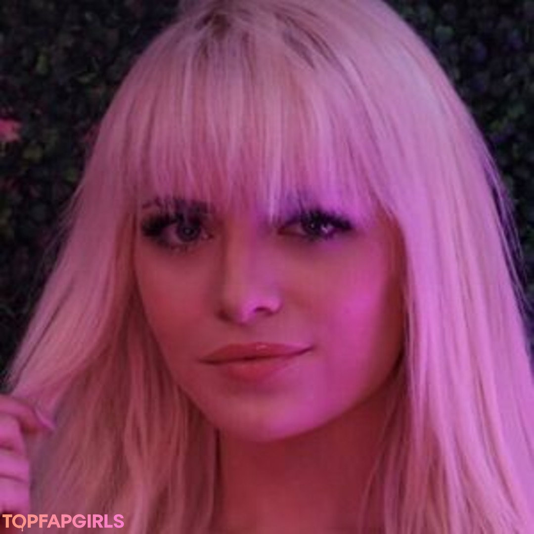 ASMR Shanny adult star photo