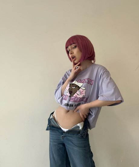 girlwalkingonfire profile image