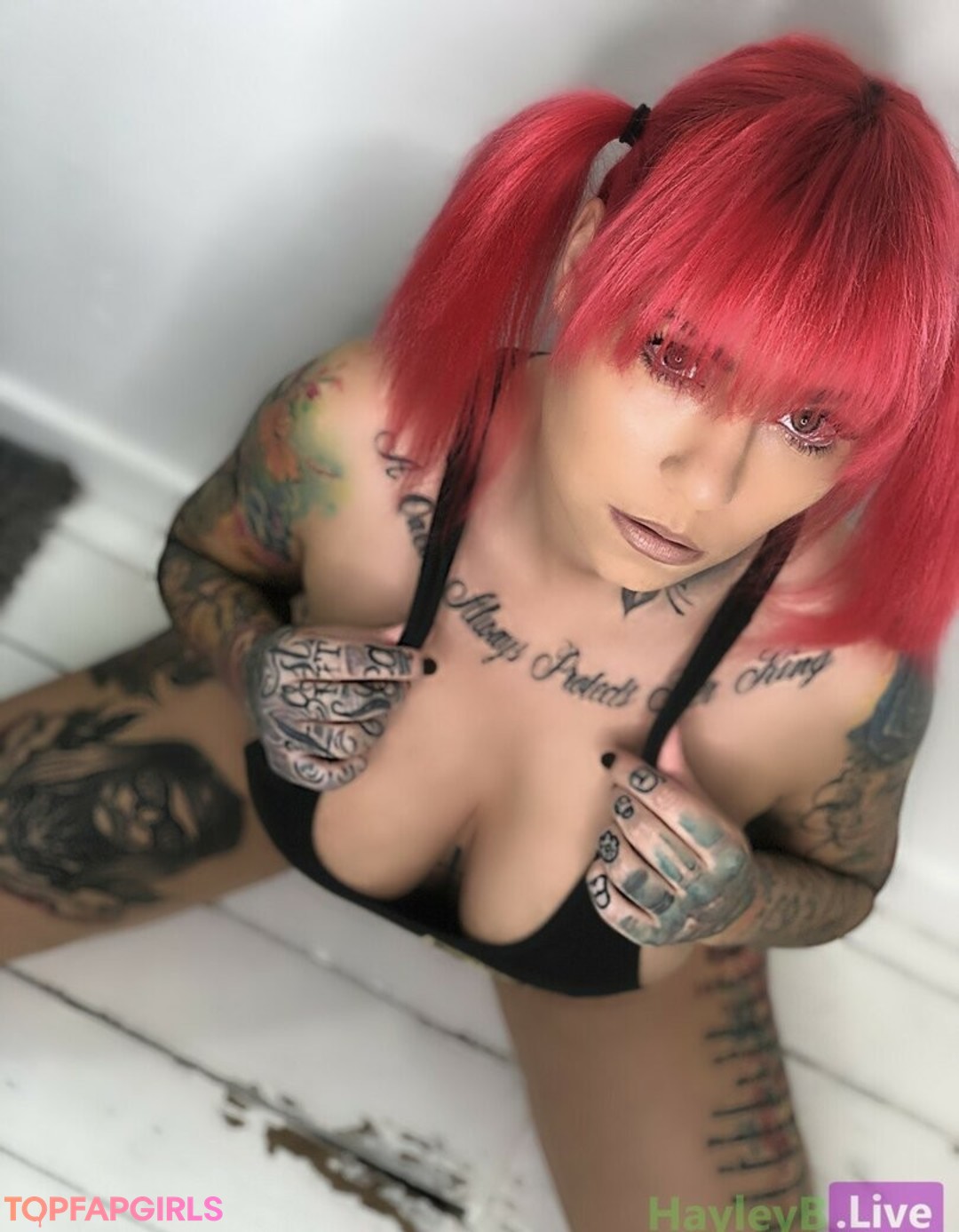 Hayley B naked actress image
