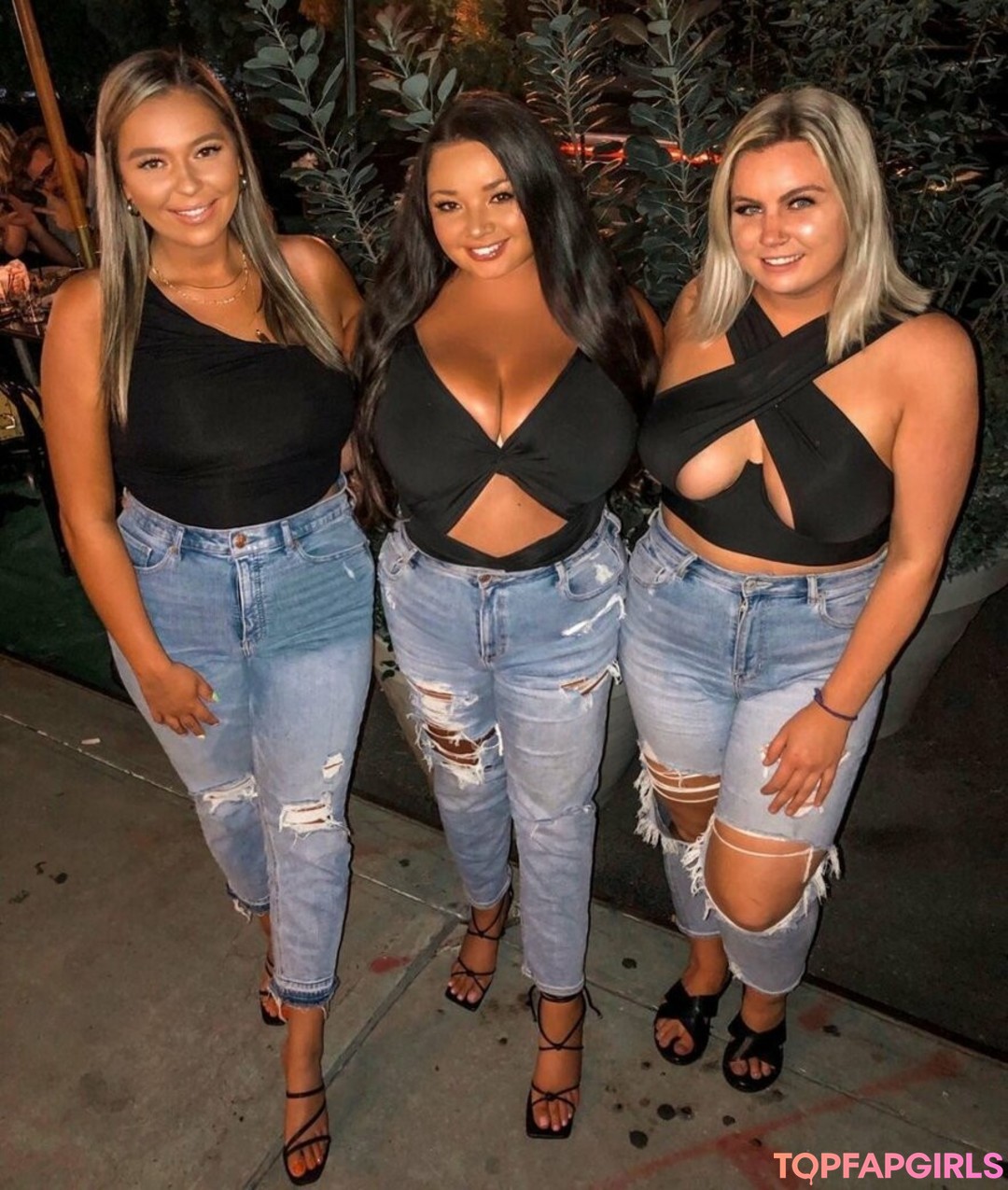 ebony girls onlyfans top pictures