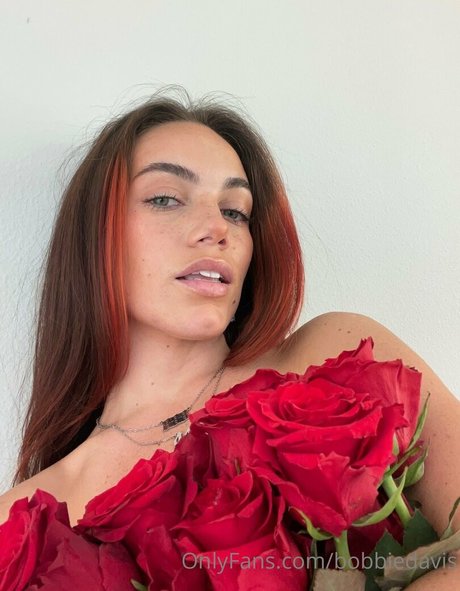 bobbiedavis nude actress picture