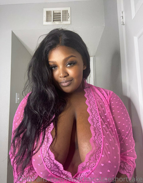 misschocolateshortcake free model pic