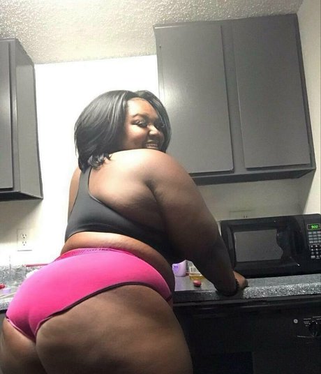 misschocolateshortcake nude pornstar galleries