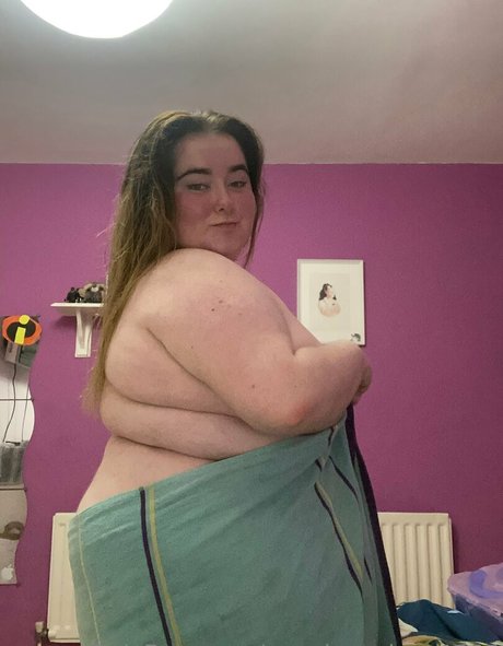 growing piggy1305 art model galleries