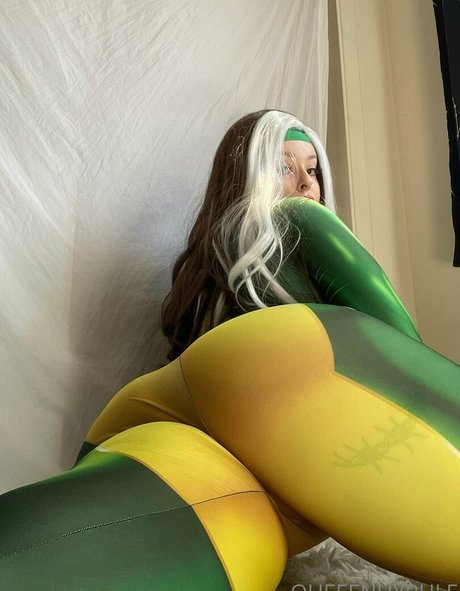 queeenhyrule pornstar nude pic