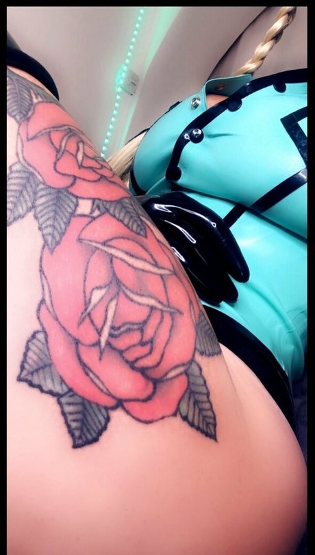 black lesbian onlyfans porno photo