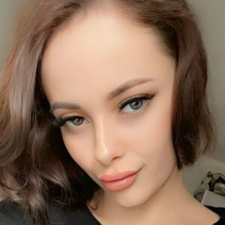 deniseloveeee pornstar beautiful pictures