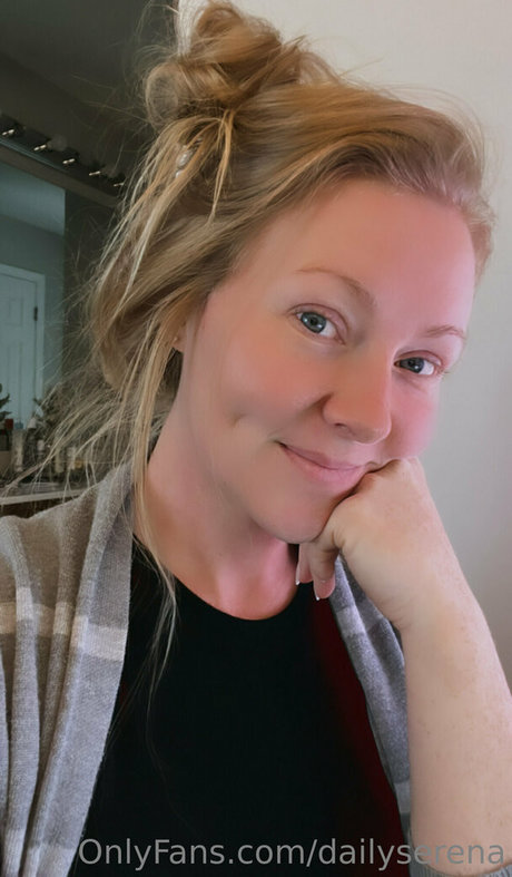 Dailyserena model perfect pic