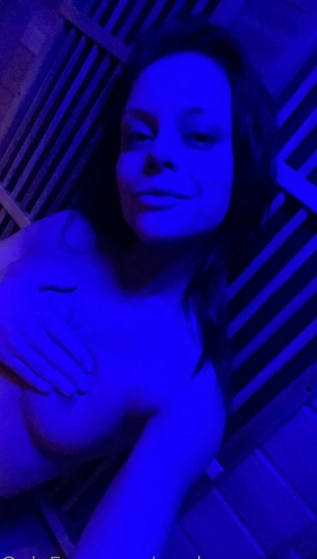 hottest midget onlyfans free pics