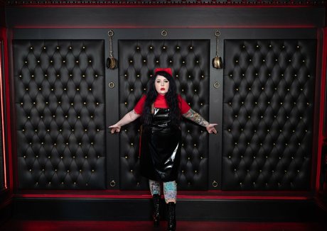 teen topless onlyfans exclusive photo