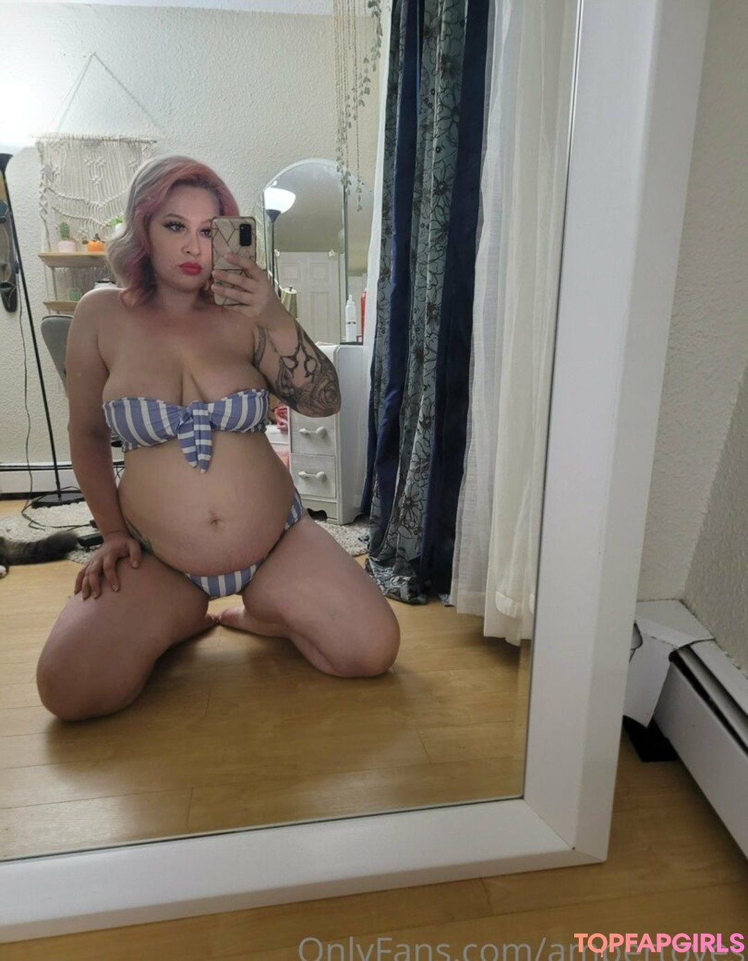 ambertoyes model erotic image