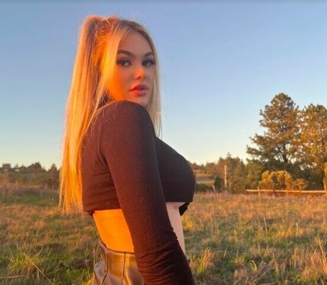 vedaathensfree pornstar exclusive img