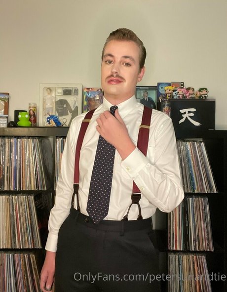 petersuitandtie naked pornstar gallery