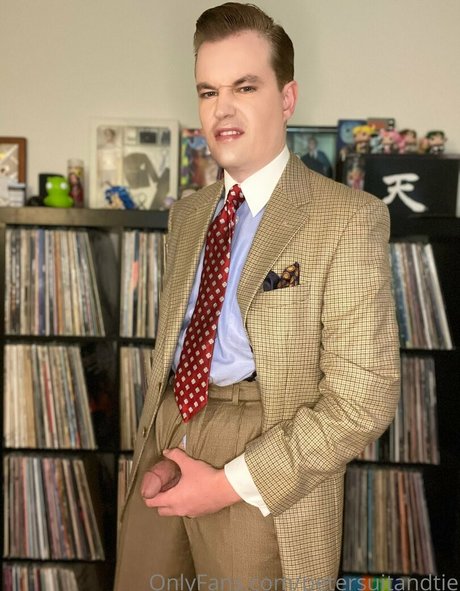 petersuitandtie star art archive