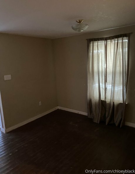 chloeyblack nice actress photo