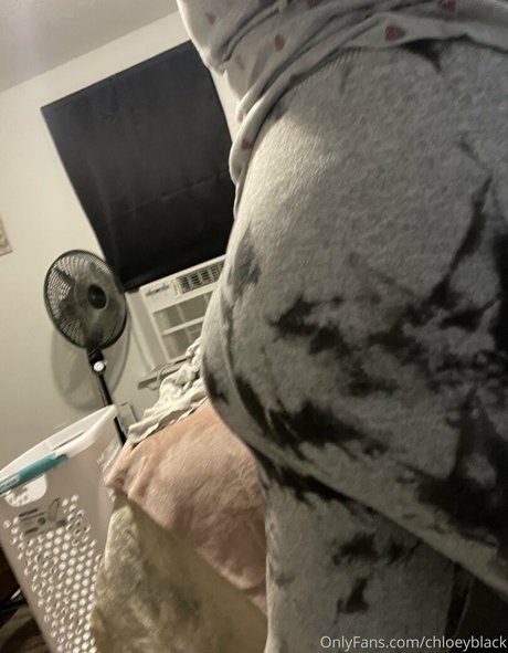 fat ass asian onlyfans naked images