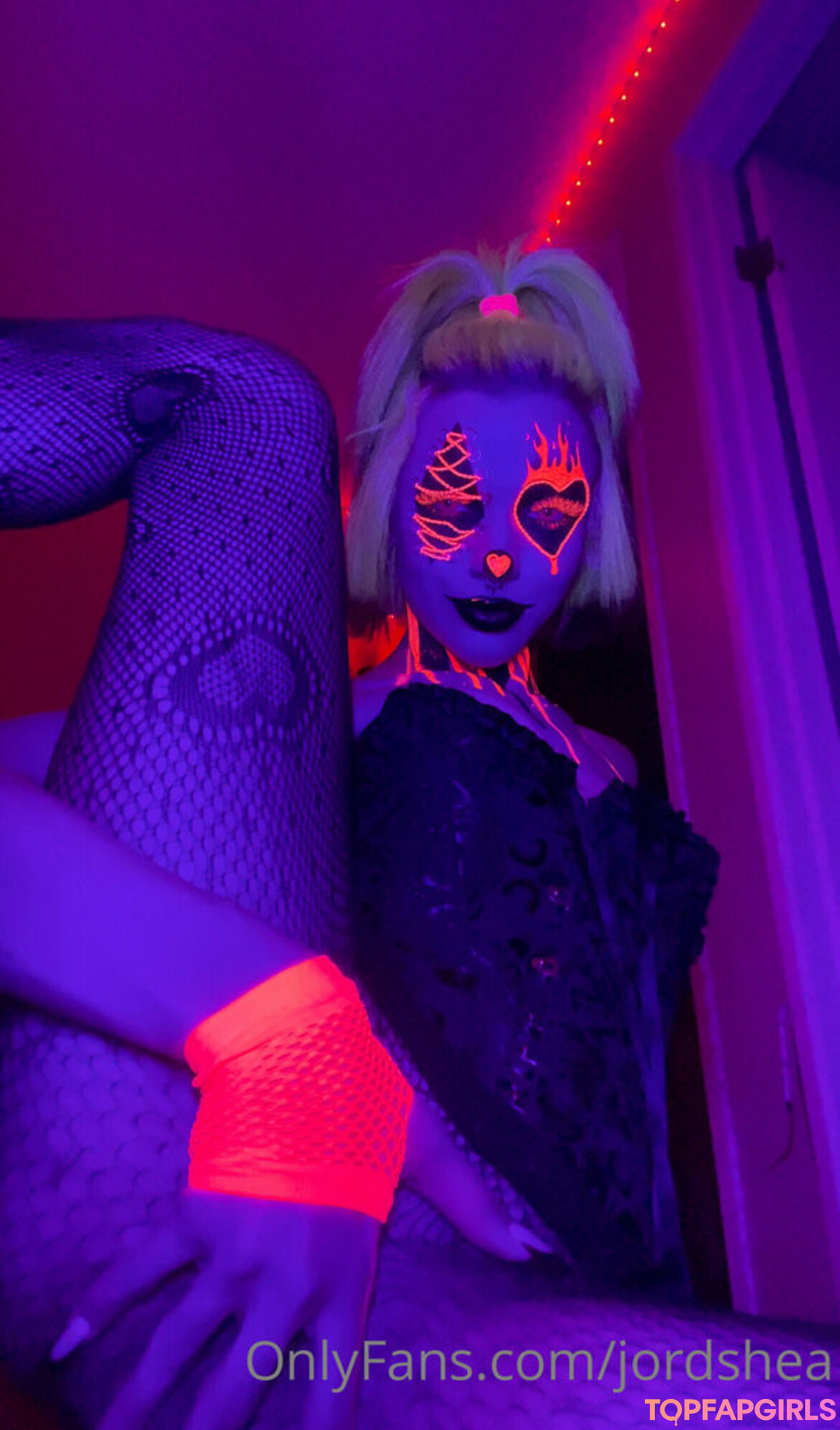 peachysheaa star sexy pictures