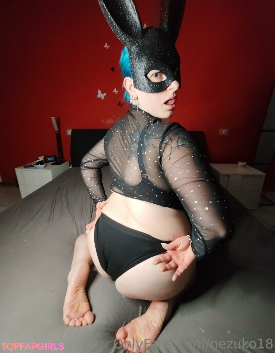 nezuko18 sexy star photos