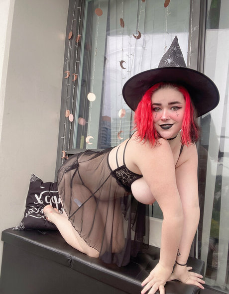 vanessastrawbe1 model erotic galleries