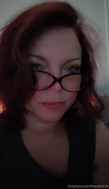 gingerhippie74 top profile image