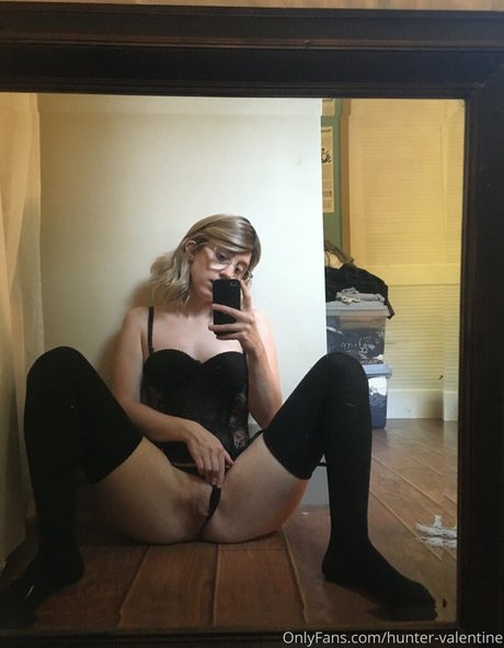 greyfoxxoxo beautiful pornstar picture