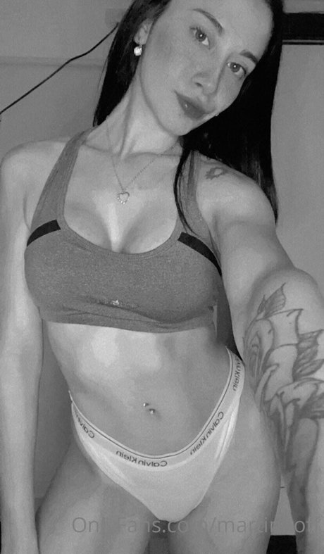 martinaoff adult model image