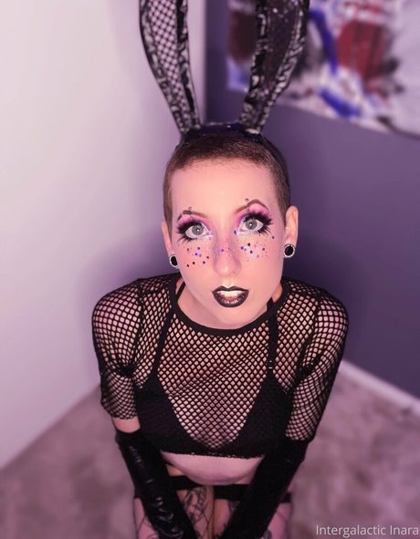 Alieninara star perfect image