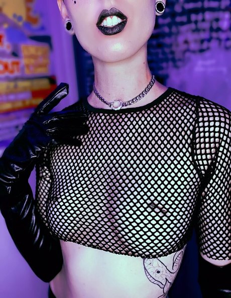 Alieninara nice star archive