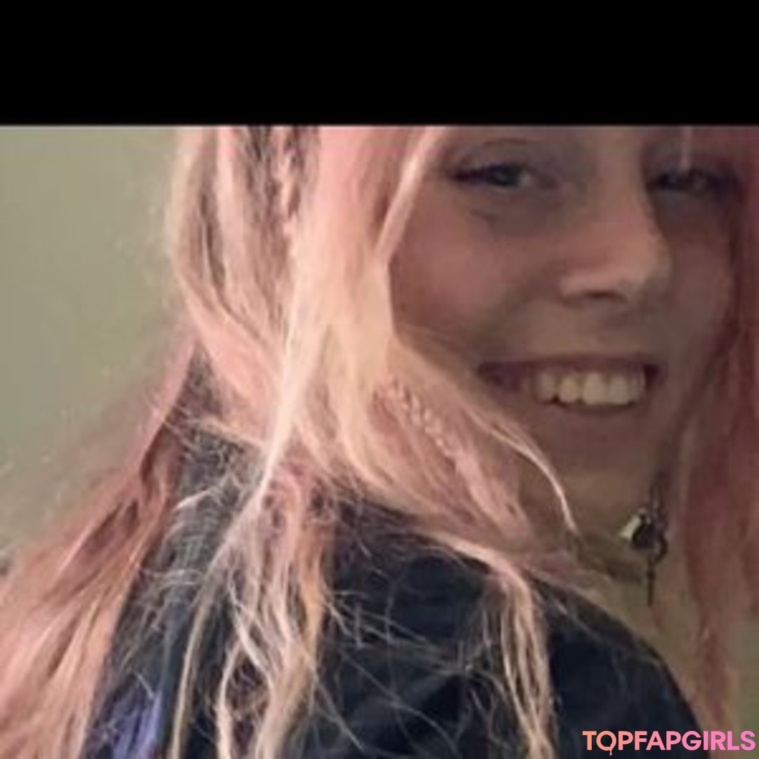 Peachysofie adult model gallery