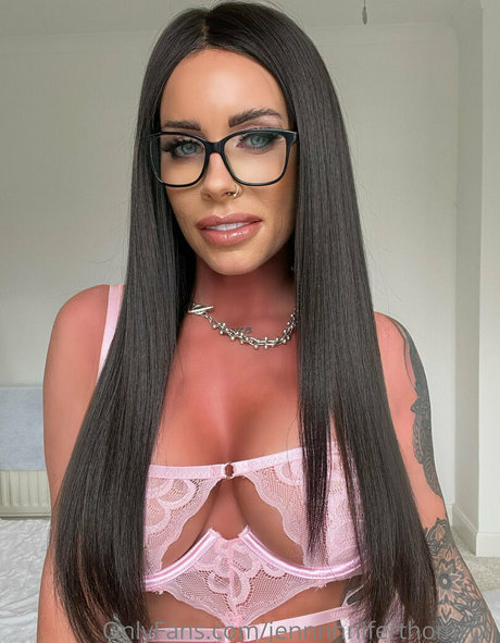 teen natural tits onlyfans sex photo