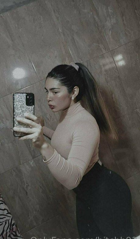 bitchh93 hot actress images