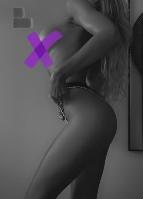 sashashhh free pornstar photos