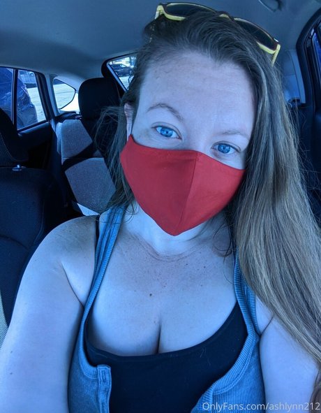 ashlynn212 model porn pic