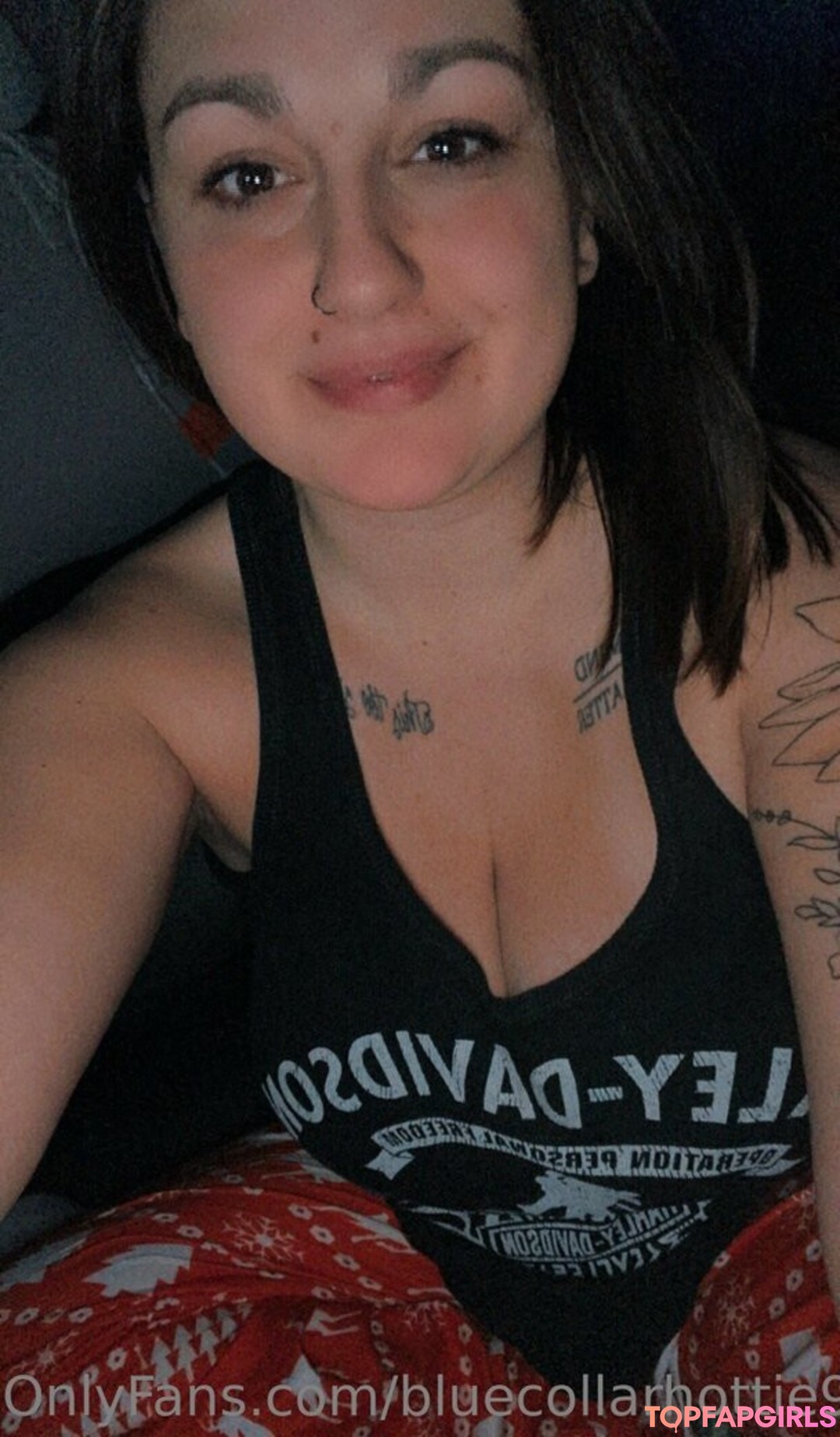 bluecollarhottie98 model nice photos