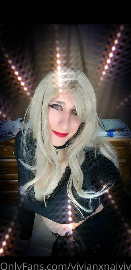 vivianxnaiviv art model image