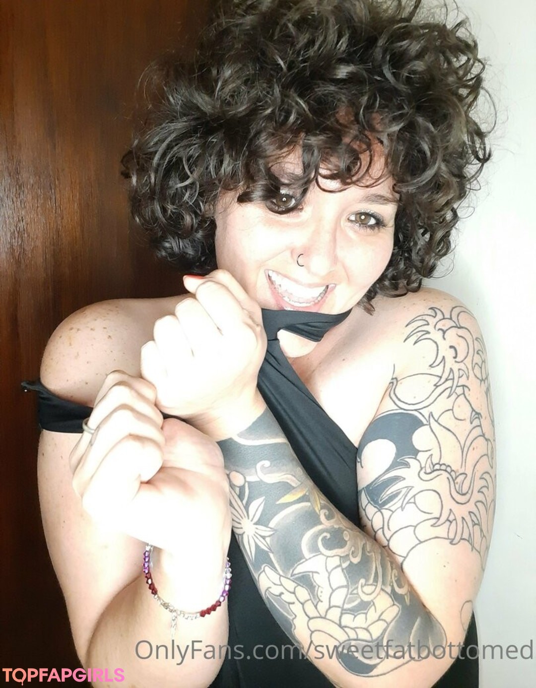 giant onlyfans hot sexy pic