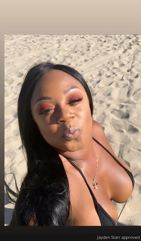 mature blonde onlyfans porno pics