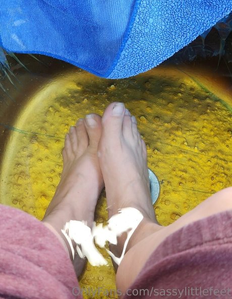 sassylittlefeet star nude galleries
