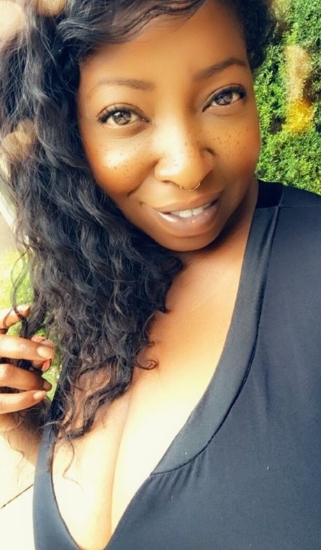 vanessablue pornstar art photo