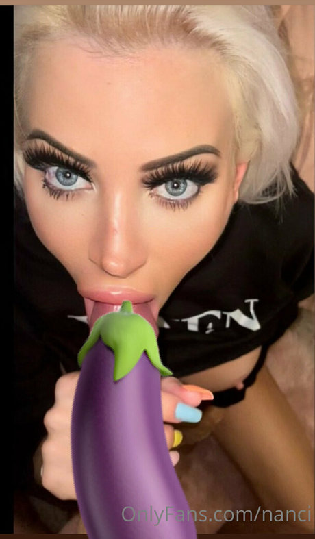 sonicfostervip model hd photo