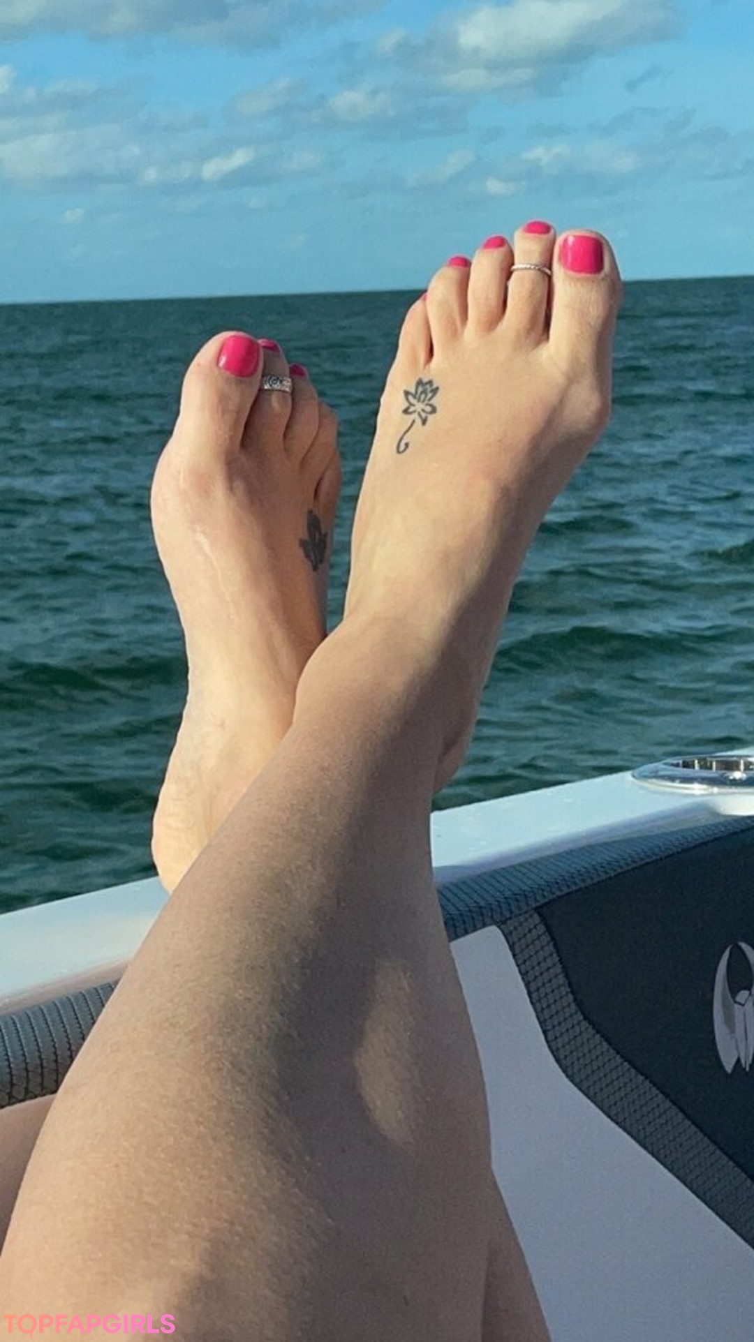 doubledboatgirl vip top profile image