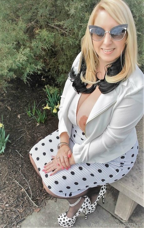 russian mom onlyfans hot porn image