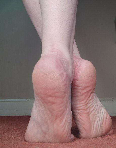 misssoletrader exclusive actress photos