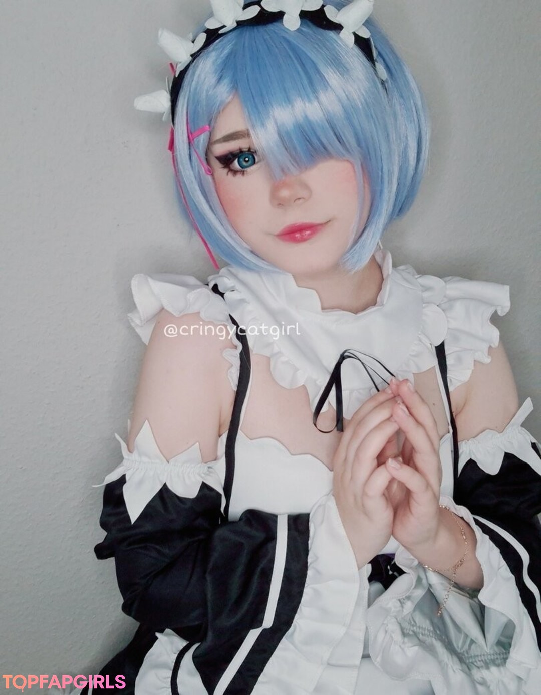 Cringycatgirl model pictures